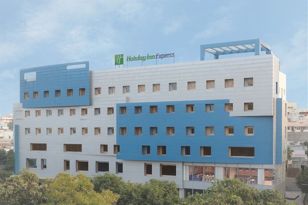 Holiday Inn Express Hyderabad Banjara Hills, An Ihg Hotel Экстерьер фото